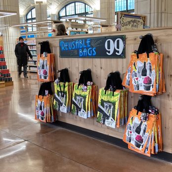 Trader Joe's - 12/02/21 - Grocery Near Me - New York, New York Trader Joe's - 12/02/21 - Grocery Near Me - New York, New York
