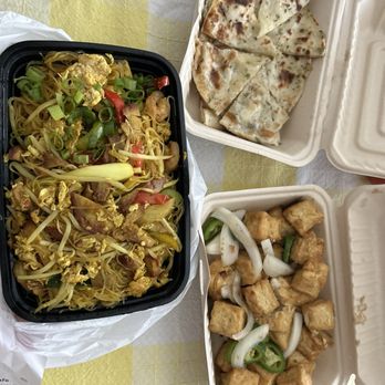 Little Cafe - Scallion pancakes, salt and pepper tofu and Singapore style rice noodles - Breakfast & Brunch Near Me - Sacramento, California Little Cafe - Scallion pancakes, salt and pepper tofu and Singapore style rice noodles - Breakfast & Brunch Near Me - Sacramento, California
