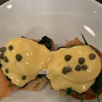 The Rocks Cafe - Salmon Benedict Royale - Modern Australian Near Me - The Rocks, NSW