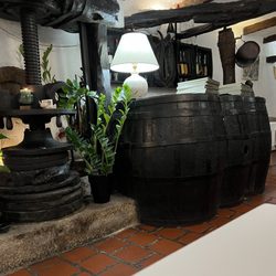 Stella d'Oro - Interior detail