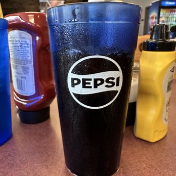 73 Grill - Endless refills :) - American Near Me - Wilmington, Ohio 73 Grill - Endless refills :) - American Near Me - Wilmington, Ohio
