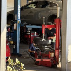 Scrappy's Tire & Auto Repair Center - Getting some fresh rubber (all 4)