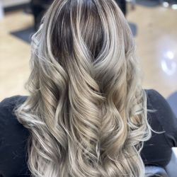 In The Mix Salon & Barber