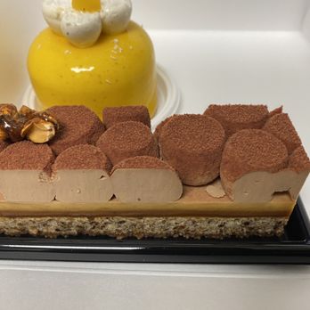 A La Folie - Macarons Near Me - Naperville, Illinois
