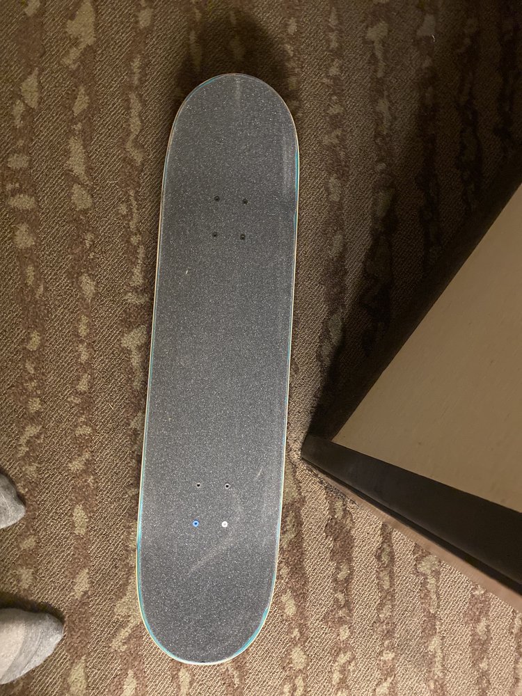 ZUMIEZ 13 Reviews 420 Valley River Ctr, Eugene, Oregon Men's