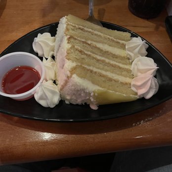 Famous Dave's Bar-B-Que - Lemon cake - Barbeque Near Me - Tukwila, Washington Famous Dave's Bar-B-Que - Lemon cake - Barbeque Near Me - Tukwila, Washington