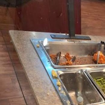 Pizza Ranch - Dirty and Empty - Pizza Near Me - Roscoe, Illinois