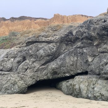 Dillon Beach - Small caves - Beaches Near Me - Dillon Beach, California Dillon Beach - Small caves - Beaches Near Me - Dillon Beach, California