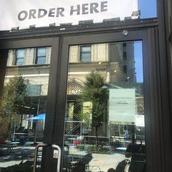 Shake Shack Dumbo - So they say open at 11am , 7days, but when I went no one was there and doors were locked. Shake shack has become so unreliable - Burgers Near Me - Brooklyn, New York