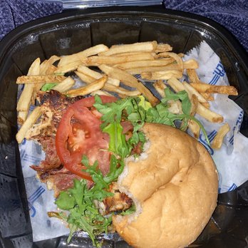 Silver Diner - So disappointed!!! Never ORDER FROM UBER EATS OR SILVER DINER - Diners Near Me - Alexandria, Virginia