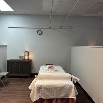 Footloose Reflexology Massage - Massage Near Me - Mesa, Arizona Footloose Reflexology Massage - Massage Near Me - Mesa, Arizona
