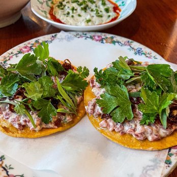Snail Bar - Steak tartare - Wine Bars Near Me - Oakland, California