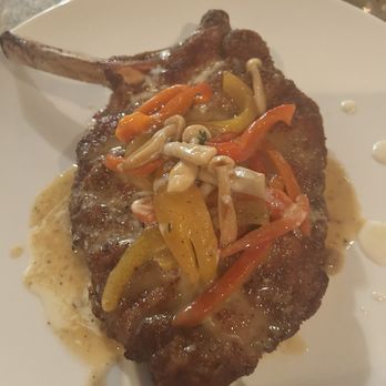 Bucci Ristorante - Veal  special - Italian Near Me - Grosse Pointe, Michigan