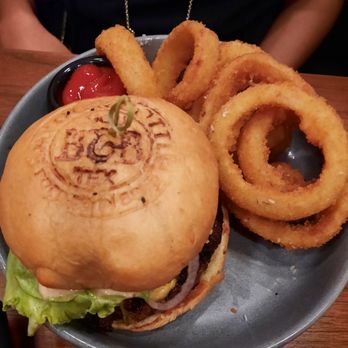 Bayou & Bottle - Bayou burger & o rings - New American Near Me - Houston, Texas