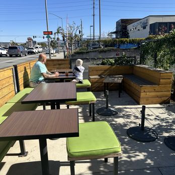 Hoots Wings By Hooters - Patio - Chicken Wings Near Me - Orange, California Hoots Wings By Hooters - Patio - Chicken Wings Near Me - Orange, California