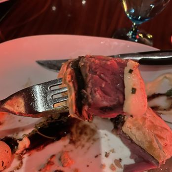 Gordon Ramsay Steak - Beef wellington - Steakhouses Near Me - Las Vegas, Nevada