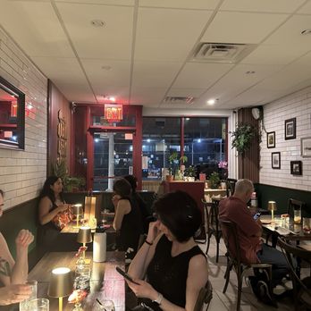 Samyan - Thai Near Me - Brooklyn, New York