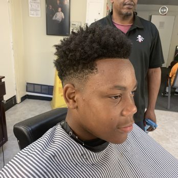 Bob Lawson's Barber Shop - Low fade - Barbers Near Me - Cincinnati, Ohio
