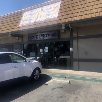 Digger's Diner - Concord - Outside - Breakfast & Brunch Near Me - Concord, California