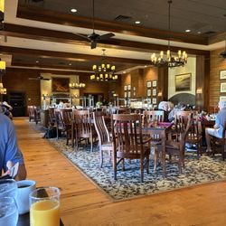 Brasstown Valley Resort & Spa - Dining room - buffet style first night