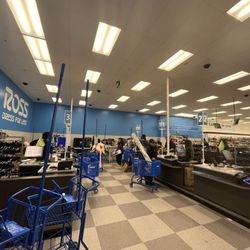 Ross Dress For Less - Checkout - 7 stations!