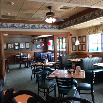 Perkins American Food - Tables and booths - Bakeries Near Me - Wappingers Falls, New York