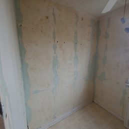 (Before) Kitchen walls after I removed wallpaper