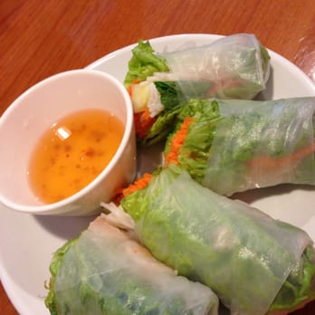 Salween Thai - Shrimp spring rolls. Great vegetables! - Thai Near Me - Omaha, Nebraska