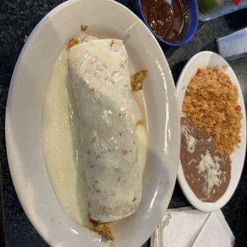 Señor Tequila Grill & Bar - Ala cart burrito with side sauce - Mexican Near Me - Winder, Georgia Señor Tequila Grill & Bar - Ala cart burrito with side sauce - Mexican Near Me - Winder, Georgia
