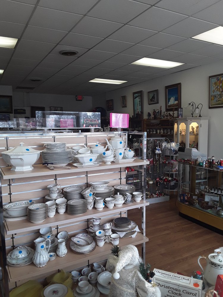 TANIT D’OR RESALE STORE 33 Photos 7 N Wilke Rd, Arlington Heights, Illinois Used, Vintage