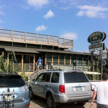 Howard's Pub & Raw Bar Restaurant - Seafood Near Me - Ocracoke, North Carolina Howard's Pub & Raw Bar Restaurant - Seafood Near Me - Ocracoke, North Carolina