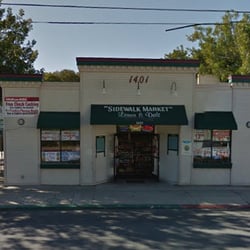 Sidewalk Market - Sidewalk Market Deli & Liquor, Home of the Shchwarma!