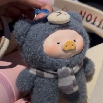 Cutie Design Studio - Fake Teddy Lulu - Mobile Phone Accessories Near Me - Las Vegas, Nevada Cutie Design Studio - Fake Teddy Lulu - Mobile Phone Accessories Near Me - Las Vegas, Nevada