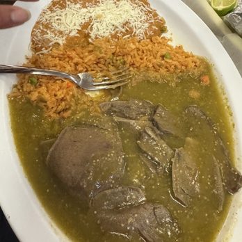 Los Gallos Taqueria - Lengua con Chile verde with rice an bean - Mexican Near Me - Reno, Nevada