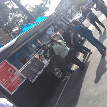 The Curbside Kitchen - Busy day at Curbside! - Food Trucks Near Me