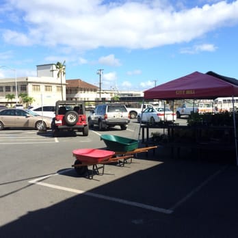 City Mill - It's the parking lot on a Sunday morning. - Hardware Stores Near Me - Honolulu, Hawaii City Mill - It's the parking lot on a Sunday morning. - Hardware Stores Near Me - Honolulu, Hawaii