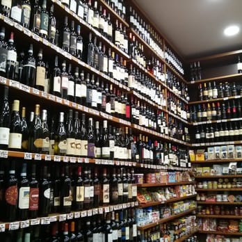 Castroni Ottaviano - Parete di vini - Beer, Wine & Spirits Near Me - Rome, RM Castroni Ottaviano - Parete di vini - Beer, Wine & Spirits Near Me - Rome, RM