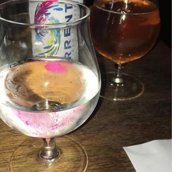 Britesmith Brewing - Williamsville - Wild Cherry seltzer and tap beer - Pizza Near Me - Williamsville, New York Britesmith Brewing - Williamsville - Wild Cherry seltzer and tap beer - Pizza Near Me - Williamsville, New York
