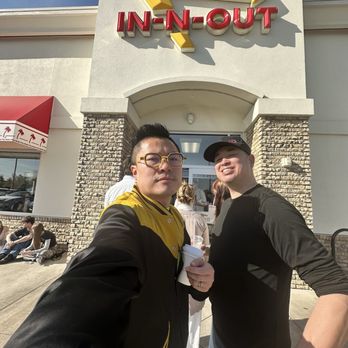 In-N-Out Burger - Burgers Near Me - Keizer, Oregon In-N-Out Burger - Burgers Near Me - Keizer, Oregon