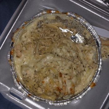 Soprano's Pizza & Wings - Alfredo. Like where are the noodles????? There are like 5 in here - Pizza Near Me - Greensboro, North Carolina Soprano's Pizza & Wings - Alfredo. Like where are the noodles????? There are like 5 in here - Pizza Near Me - Greensboro, North Carolina