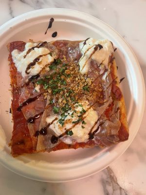 Unregular Pizza by null
