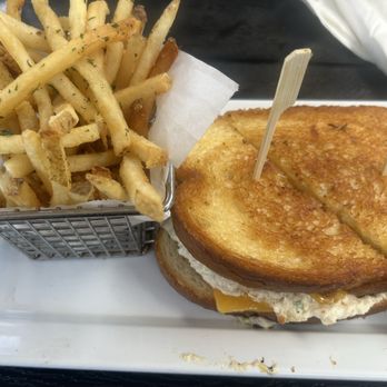 Waypoint Cafe - Old Fashioned Tuna Melt - American Near Me - Camarillo, California Waypoint Cafe - Old Fashioned Tuna Melt - American Near Me - Camarillo, California