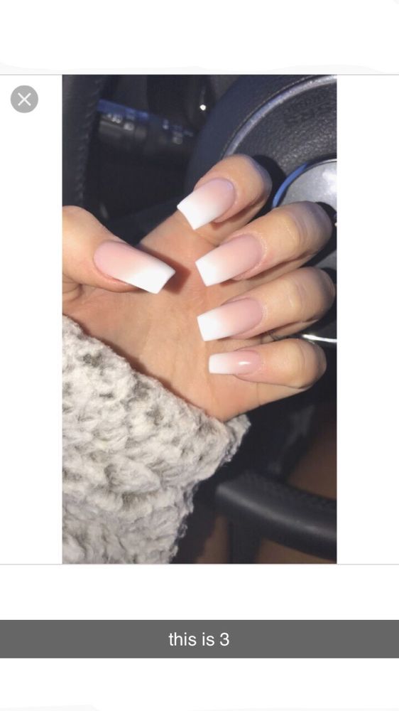 LA Nails Logo