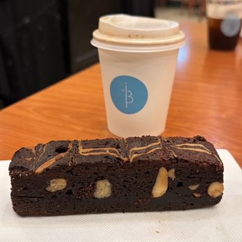 Industry Beans - Flat White and Peanut Butter Brownie - Coffee Roasteries Near Me - Sydney, NSW Industry Beans - Flat White and Peanut Butter Brownie - Coffee Roasteries Near Me - Sydney, NSW