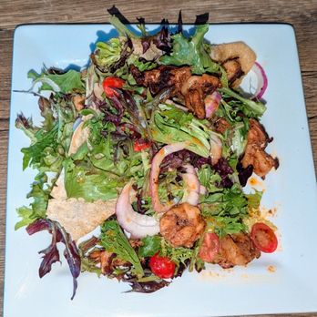 Whiskey Hill Brewery & Kitchen - Shrimp Napoleon salad (greens, cherry tomatoes, cucumber, red onion, toasted almonds, wonton crisp, lemon pepper & dill marinated shrimp). - American Near Me - Westmont, Illinois