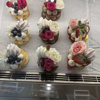Crumbles Patisserie - Desserts - Desserts Near Me - Glendale, California