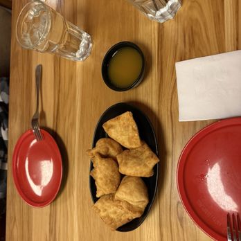 Katy's Dumpling - Oak Park - Crab Rangoon - Noodles Near Me - Oak Park, Illinois
