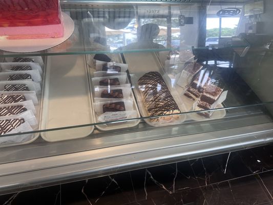 L'Arte Bianco Bakery by null
