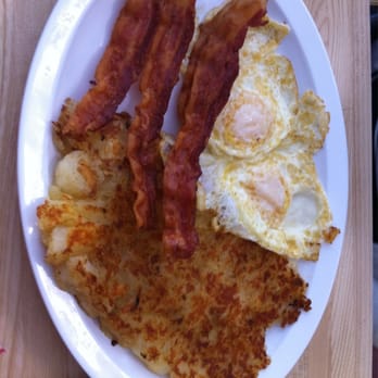 Norm's Hamburger - Breakfast... Is the bizzness here ... Nuff said!!(Photo by: @Kevin_AmadOH) - Burgers Near Me - Burbank, California Norm's Hamburger - Breakfast... Is the bizzness here ... Nuff said!!(Photo by: @Kevin_AmadOH) - Burgers Near Me - Burbank, California