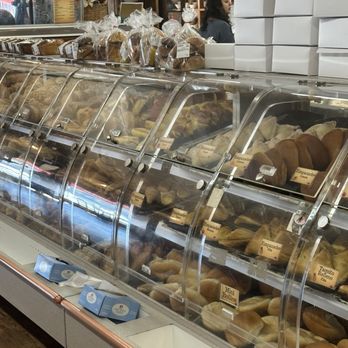 El Burrito Mercado - Bakery items - Grocery Near Me - Saint Paul, Minnesota